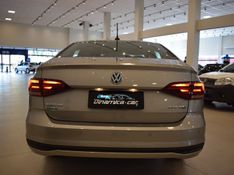 Volkswagen VIRTUS COMFORTLINE 1.0 200 TSI 2022 DINAMICA-CAR VENÂNCIO AIRES / Carros no Vale