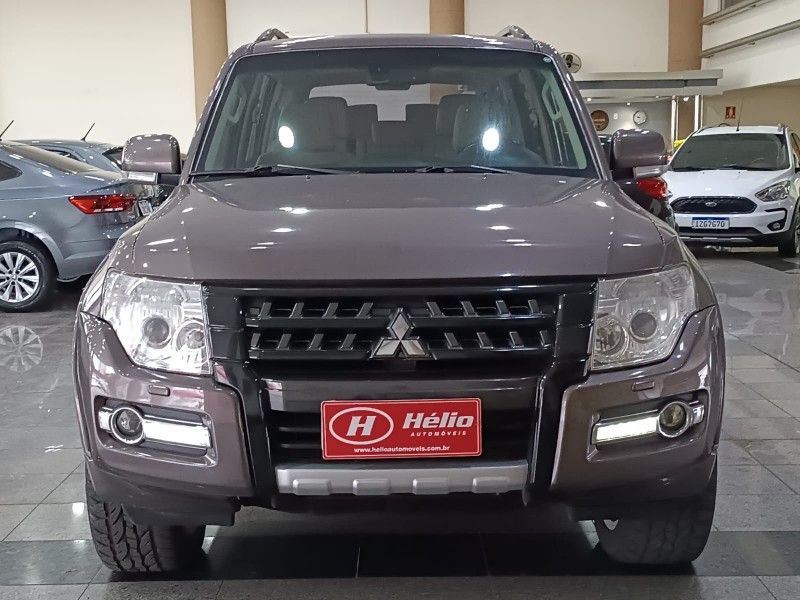 Mitsubishi PAJERO FULL HPE 3.2 2016 HÉLIO AUTOMÓVEIS LAJEADO / Carros no Vale