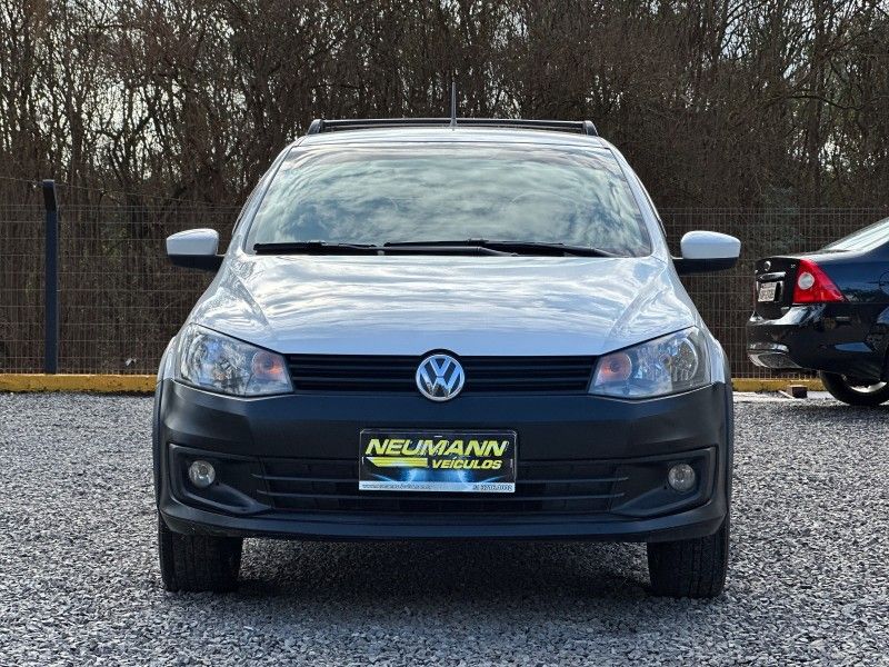 Volkswagen SAVEIRO 1.6 CS 2014 NEUMANN VEÍCULOS ARROIO DO MEIO / Carros no Vale