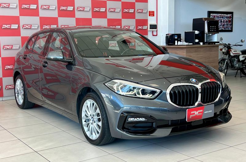 BMW 118i Sport 1.5 TB 12V 2020/2020 PC VEÍCULOS SANTA CRUZ DO SUL / Carros no Vale