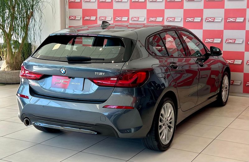 BMW 118i Sport 1.5 TB 12V 2020/2020 PC VEÍCULOS SANTA CRUZ DO SUL / Carros no Vale