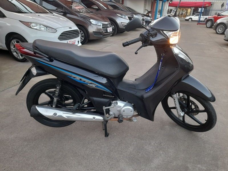 Honda Motos BIZ 125 2017 FERREIRA VEÍCULOS VENÂNCIO AIRES / Carros no Vale