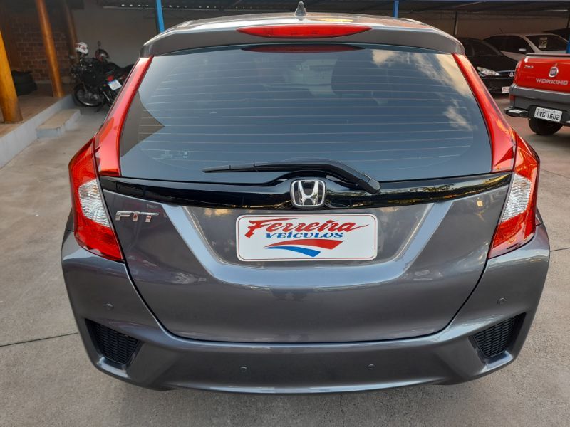 Honda FIT LX 1.5 2015 FERREIRA VEÍCULOS VENÂNCIO AIRES / Carros no Vale