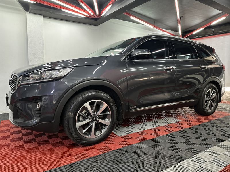 KIA Sorento 2.4 16V 4×4 2018/2019 CIRNE AUTOMÓVEIS SANTA MARIA / Carros no Vale