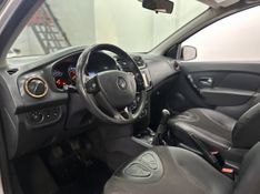 Renault SANDERO STEPWAY 1.6 16V 2017/2018 CIRNE AUTOMÓVEIS SANTA MARIA / Carros no Vale