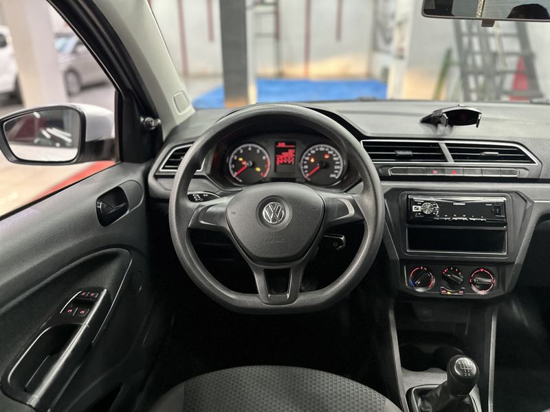 VOLKSWAGEN VOYAGE 1.6 MSI 8V 2021/2022 CIRNE AUTOMÓVEIS SANTA MARIA / Carros no Vale