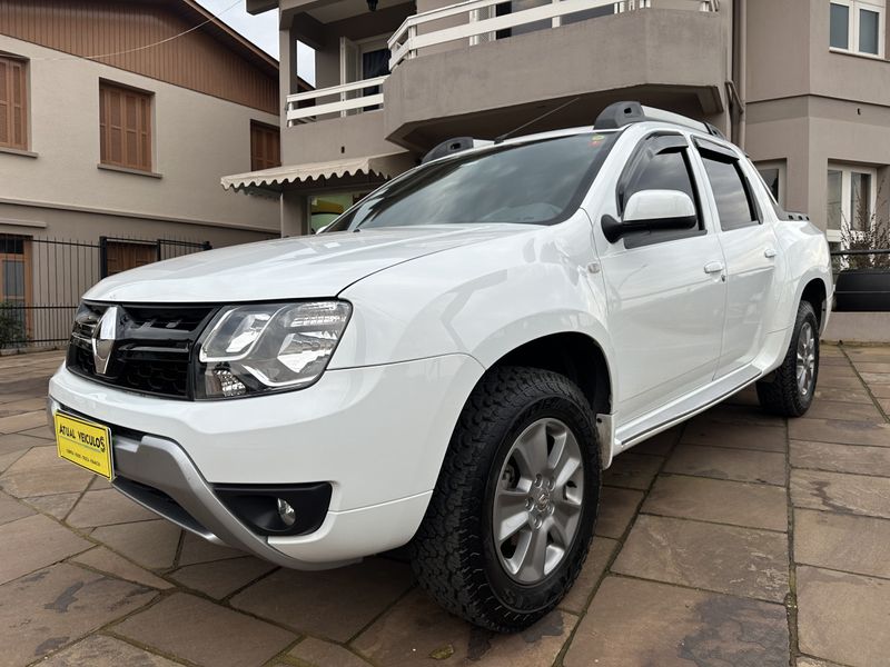 Renault DUSTER OROCH Dyna 1.6 16V Mec. 2018/2018 ATUAL VEÍCULOS VISTA ALEGRE DO PRATA / Carros no Vale