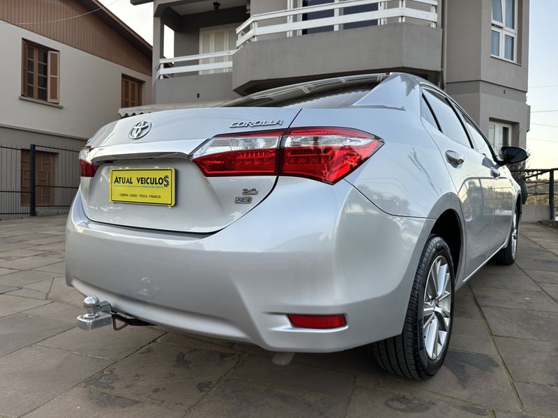 Toyota Corolla XEi 2.0 16V 2014/2015 ATUAL VEÍCULOS VISTA ALEGRE DO PRATA / Carros no Vale