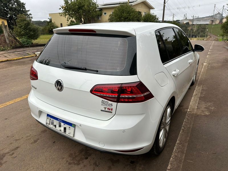 VOLKSWAGEN Golf Highline 1.4 TSI 140cv 2014/2015 ATUAL VEÍCULOS VISTA ALEGRE DO PRATA / Carros no Vale