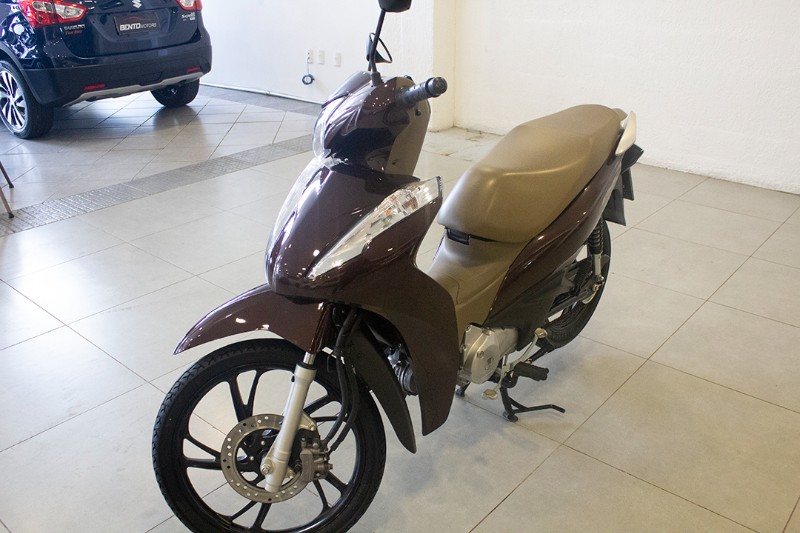 HONDA MOTOS BIZ 125 2022/2022 BENTO MOTORS BENTO GONÇALVES / Carros no Vale