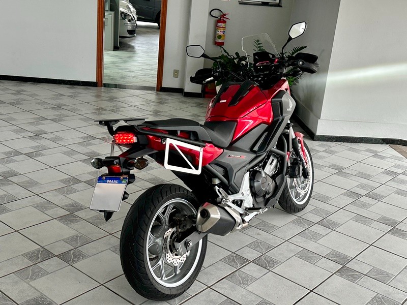 HONDA MOTOS NC 750 X 2019/2020 SÉTIMA VEÍCULOS GUAPORÉ / Carros no Vale