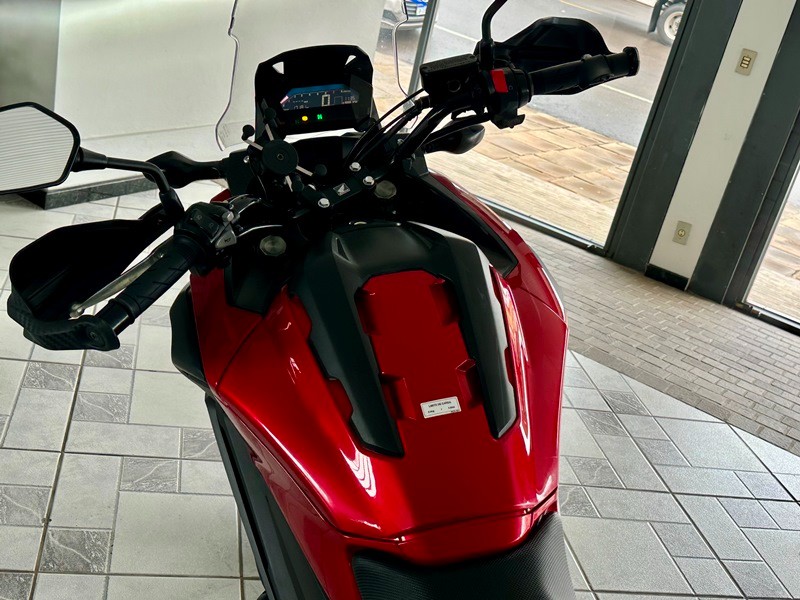 HONDA MOTOS NC 750 X 2019/2020 SÉTIMA VEÍCULOS GUAPORÉ / Carros no Vale