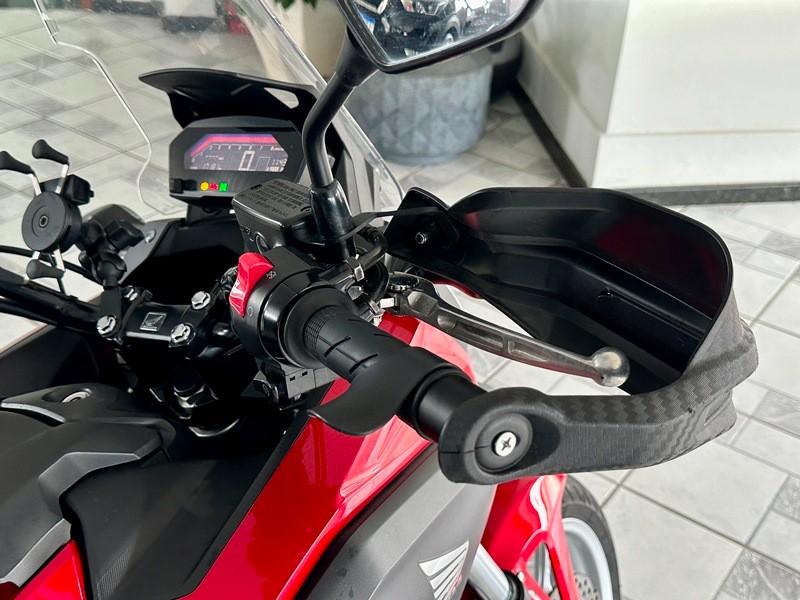 HONDA MOTOS NC 750 X 2019/2020 SÉTIMA VEÍCULOS GUAPORÉ / Carros no Vale