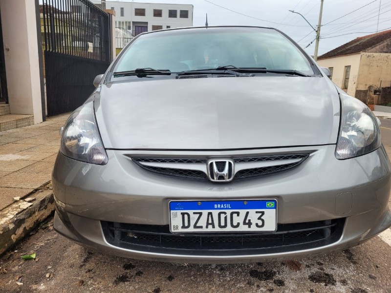 HONDA FIT LX 1.4/ 1.4 FLEX 8V/16V 5P MEC. 2007/2008 ADRIANO VEÍCULOS CRUZEIRO DO SUL / Carros no Vale