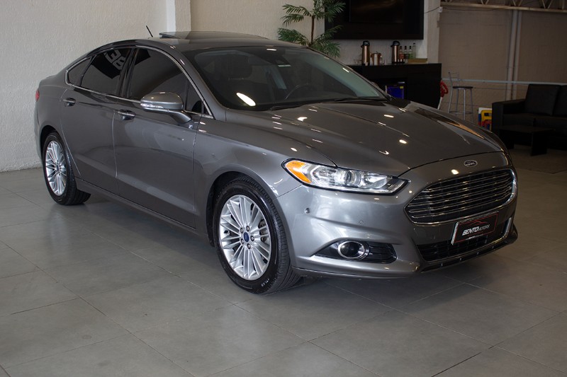 FORD FUSION 2.0 TITANIUM GTDI ECOBOOST AWD AUTOMÁTICO 2013/2014 BENTO MOTORS BENTO GONÇALVES / Carros no Vale