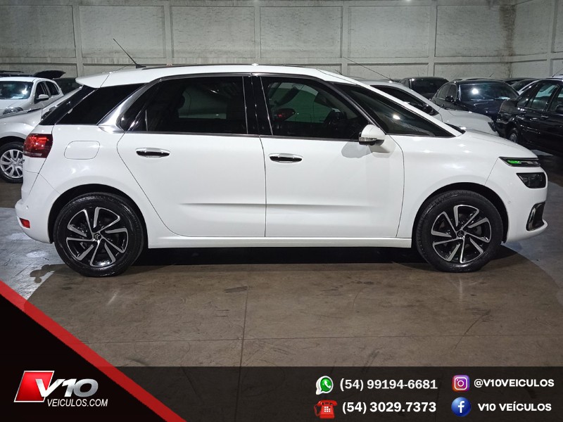 CITROEN C4 PICASSO INTENSIVE 1.6 16V 2018/2018 V10 VEÍCULOS CAXIAS DO SUL / Carros no Vale