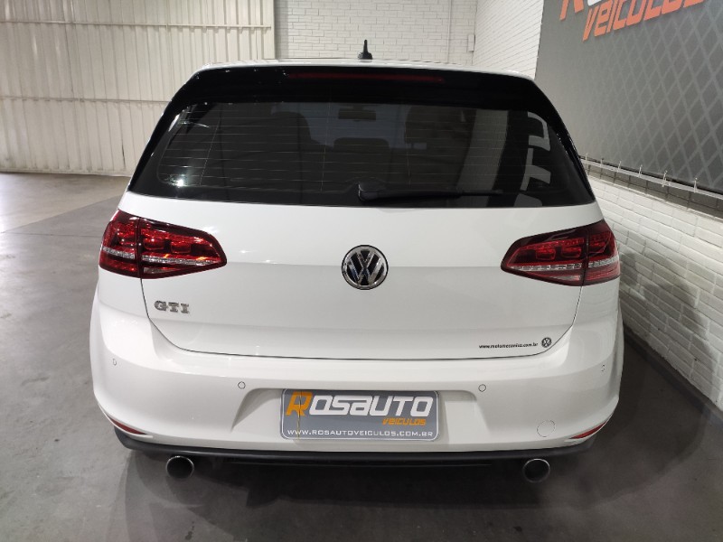 VOLKSWAGEN GOLF GTI 2.0 TSI 220CV AUT. 2014/2014 ROSAUTO VEÍCULOS VENÂNCIO AIRES / Carros no Vale