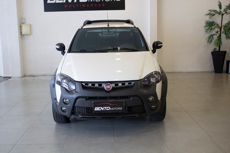 FIAT STRADA ADVENTURE 1.8/ 1.8 LOCKER FLEX CD 2017/2018 BENTO MOTORS BENTO GONÇALVES / Carros no Vale