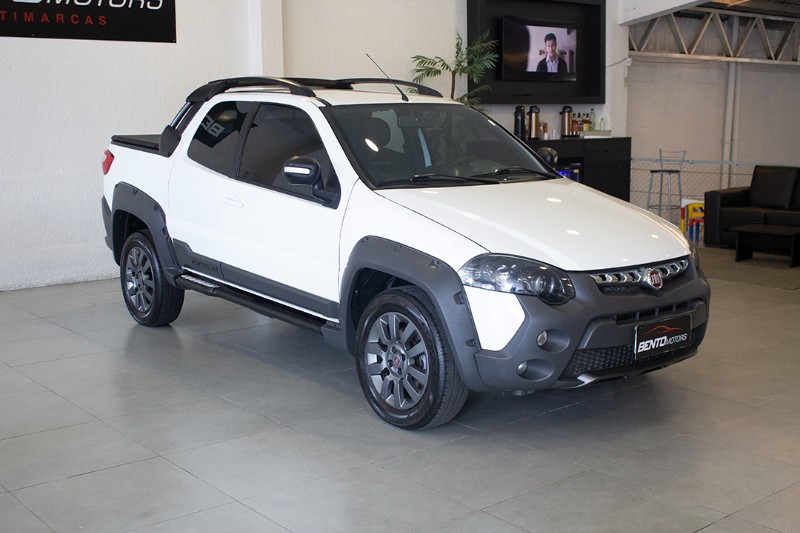 FIAT STRADA ADVENTURE 1.8/ 1.8 LOCKER FLEX CD 2017/2018 BENTO MOTORS BENTO GONÇALVES / Carros no Vale