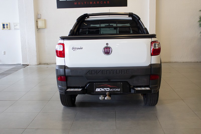 FIAT STRADA ADVENTURE 1.8/ 1.8 LOCKER FLEX CD 2017/2018 BENTO MOTORS BENTO GONÇALVES / Carros no Vale