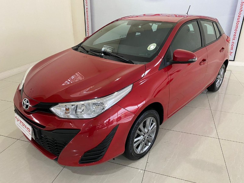 TOYOTA YARIS 1.5 XL PLUS CONNECT 16V 2021/2022 TONHO AUTOMÓVEIS LAJEADO / Carros no Vale