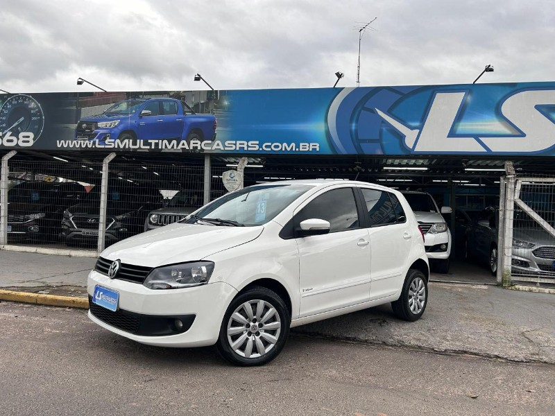 VOLKSWAGEN FOX1.0 GII 2012/2013 LS MULTIMARCAS VENÂNCIO AIRES / Carros no Vale