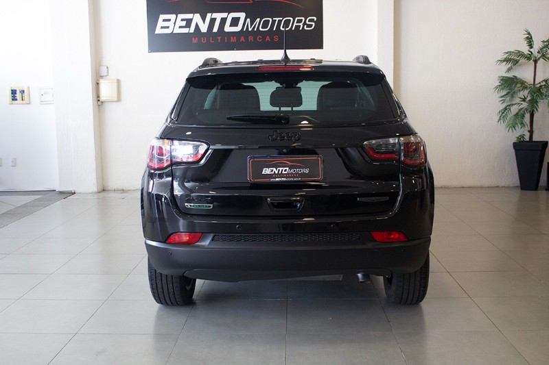 JEEP COMPASS 2.0 16V NIGHT EAGLE 4X4 2018/2018 BENTO MOTORS BENTO GONÇALVES / Carros no Vale