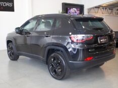 JEEP COMPASS 2.0 16V NIGHT EAGLE 4X4 2018/2018 BENTO MOTORS BENTO GONÇALVES / Carros no Vale