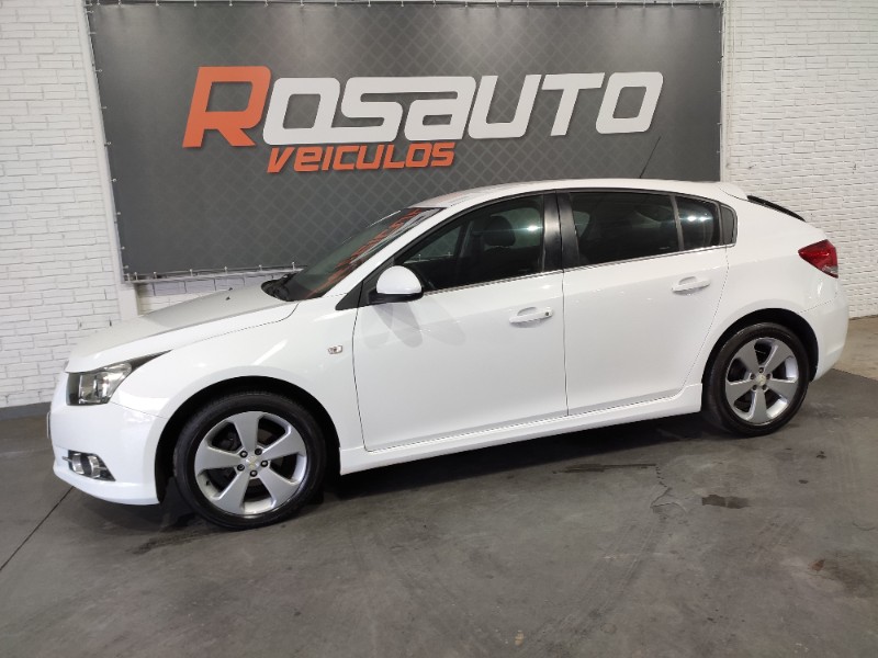 CHEVROLET CRUZE SPORT LT 1.8 2014/2014 ROSAUTO VEÍCULOS VENÂNCIO AIRES / Carros no Vale