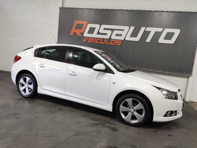 CHEVROLET CRUZE SPORT LT 1.8 2014/2014 ROSAUTO VEÍCULOS VENÂNCIO AIRES / Carros no Vale