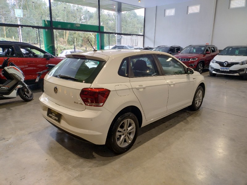 VOLKSWAGEN POLO 1.0 200 TSI COMFORTLINE 2020/2021 M&C AUTOMÓVEIS CAXIAS DO SUL / Carros no Vale