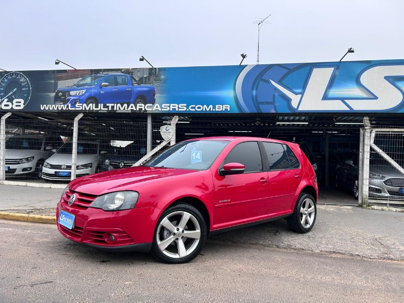 VOLKSWAGEN GOLF SPORTLINE 1.6 MI TOTAL FLEX 8V 4P 2013/2014 LS MULTIMARCAS VENÂNCIO AIRES / Carros no Vale