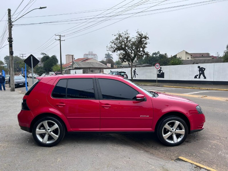 VOLKSWAGEN GOLF SPORTLINE 1.6 MI TOTAL FLEX 8V 4P 2013/2014 LS MULTIMARCAS VENÂNCIO AIRES / Carros no Vale