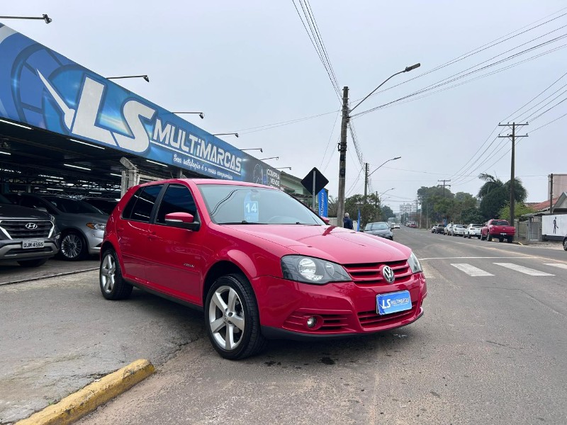 VOLKSWAGEN GOLF SPORTLINE 1.6 MI TOTAL FLEX 8V 4P 2013/2014 LS MULTIMARCAS VENÂNCIO AIRES / Carros no Vale