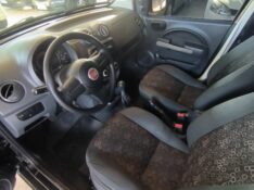 FIAT UNO 1.0 EVO VIVACE 8V 2012/2012 SANCCAR VEÍCULOS SANTA CRUZ DO SUL / Carros no Vale