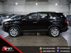 KIA SORENTO 2.4 EX 4X2 16V GASOLINA 4P AUTOMÁTICO 2012/2012 V10 VEÍCULOS CAXIAS DO SUL / Carros no Vale