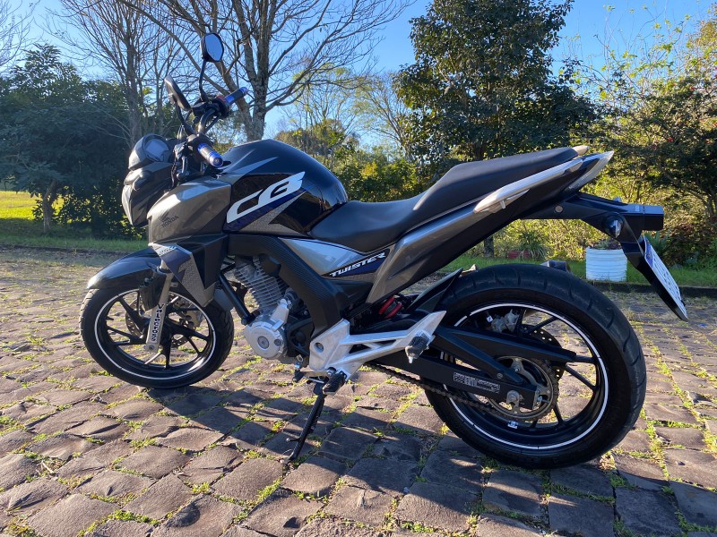 HONDA MOTOS CBX 250 TWISTER /2019 RT 811 VEÍCULOS ARROIO DO MEIO / Carros no Vale