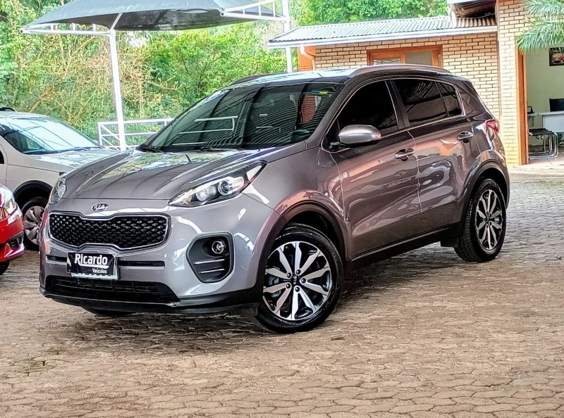 KIA SPORTAGE 2.0 LX 16V 2018 2017/2018 RICARDO VEÍCULOS TEUTÔNIA / Carros no Vale