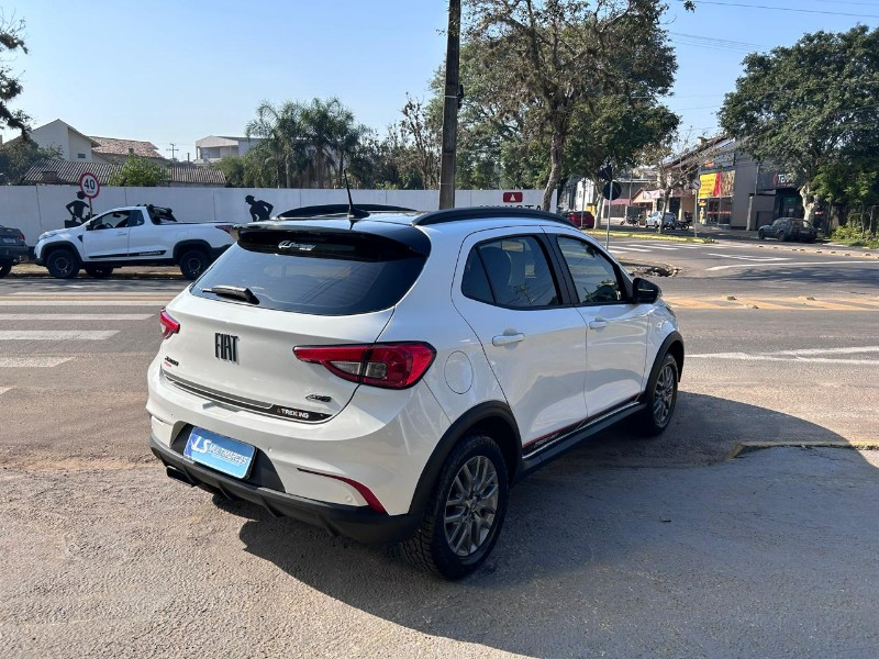 FIAT ARGO TREKKING 1.8 16V AT 2019/2020 LS MULTIMARCAS VENÂNCIO AIRES / Carros no Vale