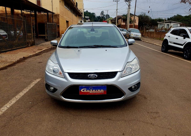 FORD FUSION 2.0 TITANIUM 16V 2010/2011 CRUZEIRO MULTIMARCAS CRUZEIRO DO SUL / Carros no Vale