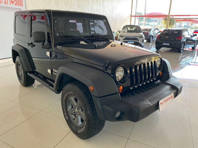 JEEP WRANGLER 3.8 SPORT 4X4 V6 12V 2006/2007 TONHO AUTOMÓVEIS LAJEADO / Carros no Vale