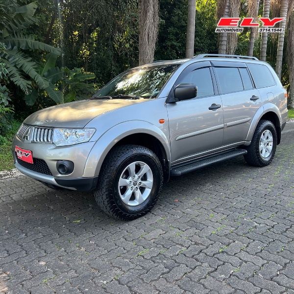 MITSUBISHI PAJERO DAKAR 3.2 HPE 4X4 16V 2013/2013 ELY AUTOMÓVEIS LAJEADO / Carros no Vale