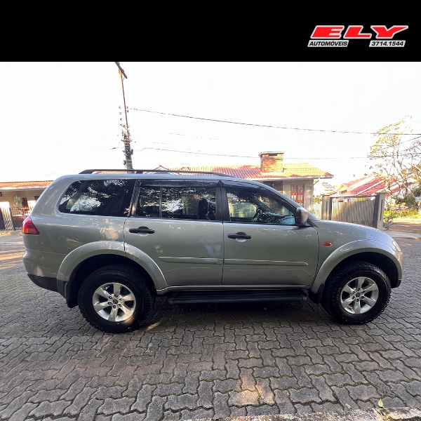 MITSUBISHI PAJERO DAKAR 3.2 HPE 4X4 16V 2013/2013 ELY AUTOMÓVEIS LAJEADO / Carros no Vale