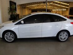 FORD FOCUS SEDAN FOCUS 2.0 SE SEDAN 16V FLEX 4P POWERSHIFT 2016/2016 BENTO MOTORS BENTO GONÇALVES / Carros no Vale