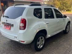 RENAULT DUSTER 1.6 2013/2013 ELY AUTOMÓVEIS LAJEADO / Carros no Vale