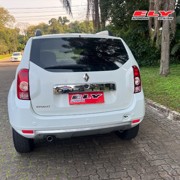 RENAULT DUSTER 1.6 2013/2013 ELY AUTOMÓVEIS LAJEADO / Carros no Vale