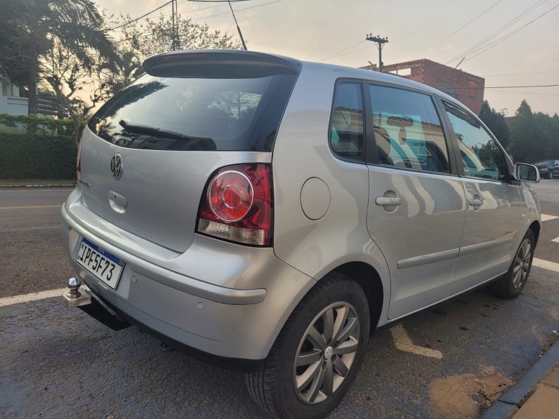 VOLKSWAGEN POLO 1.6 MI SPORTLINE 8V 2008/2009 ADRIANO VEÍCULOS CRUZEIRO DO SUL / Carros no Vale