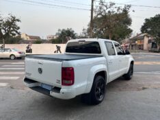 VOLKSWAGEN AMAROK TRENDLINE 2.0 4X4 CD 2013/2014 LS MULTIMARCAS VENÂNCIO AIRES / Carros no Vale