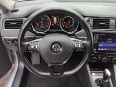 VOLKSWAGEN JETTA HIGHLINE PREMIUM 2016/2016 ROSAUTO VEÍCULOS VENÂNCIO AIRES / Carros no Vale