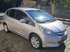 HONDA FIT 1.4 LX AT 2013/2013 STOPCAR MULTIMARCAS ESTRELA / Carros no Vale